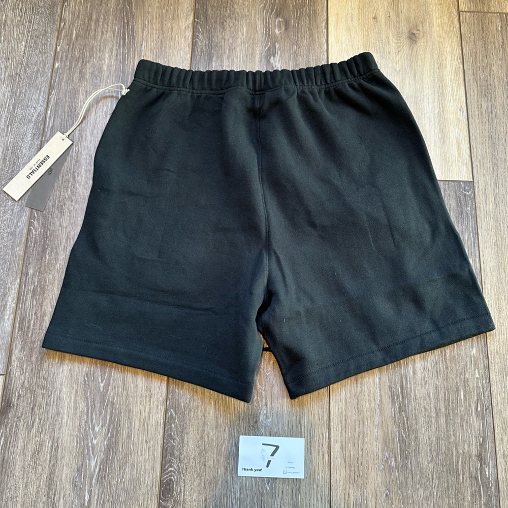 Essentials Fear of God shorts black - Picture 3 of 3